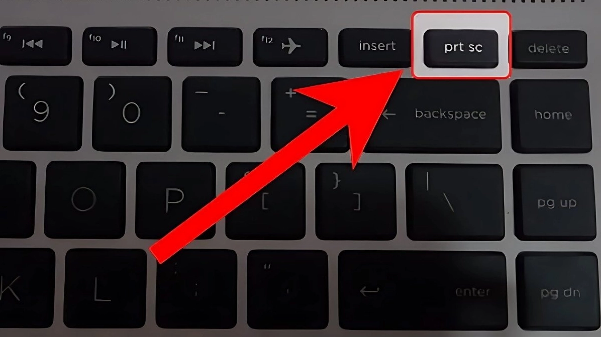 Trên Windows, bạn có thể dùng phím Print Screen (PrtScn) để chụp toàn bộ màn hình