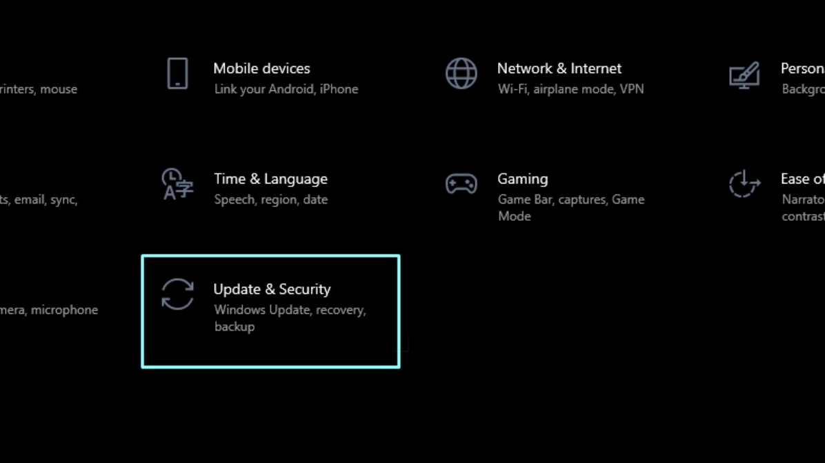Truy cập vào mục Update and Security trong phần Settings của Windows