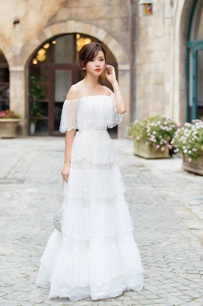 Vẻ dễ thương tự nhiên trong trang phục váy ngủ