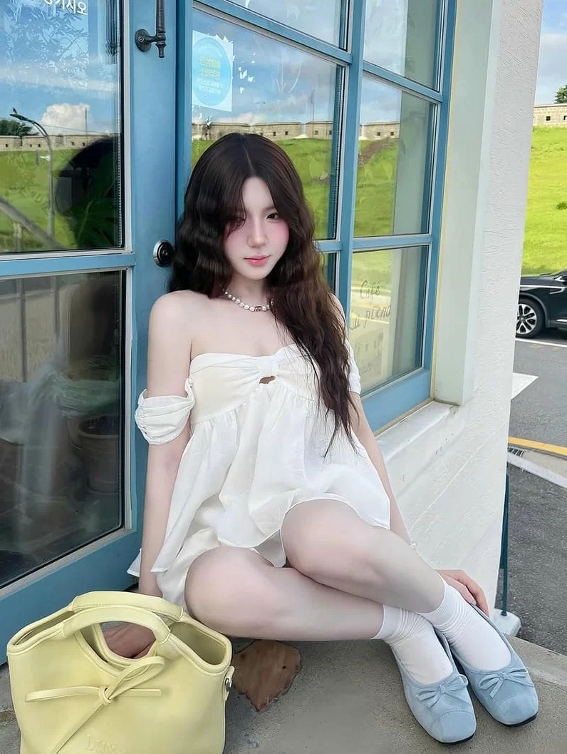 Vẻ đẹp ngây thơ và hồn nhiên của cô nàng thế hệ Gen Z