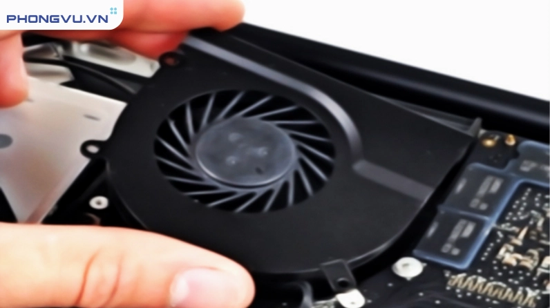 Hướng dẫn chi tiết cách làm giảm lag laptop chạy mượt mà như mới 30 Vệ sinh laptop định kỳ 3 tháng 1 lần là cách làm laptop chạy nhanh hơn