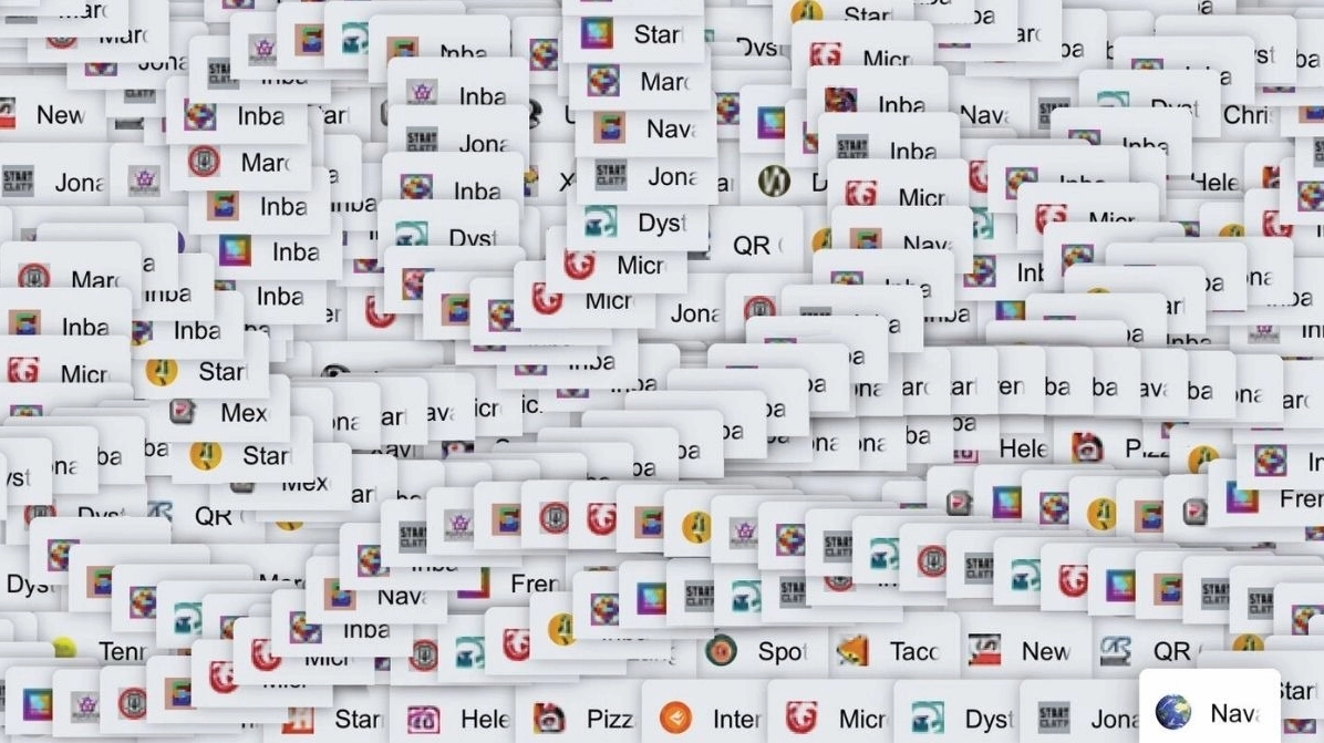 Việc mở quá nhiều chương trình cùng một lúc sẽ khiến laptop chạy chậm do quá tải